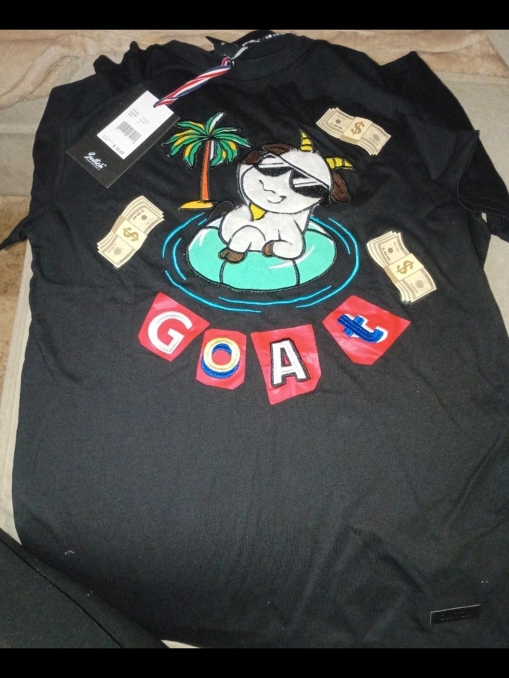 GOAT Tee NWT